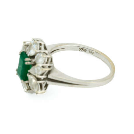 . Emerald-Diamond-Ring - photo 5