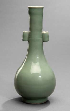 Seladonfarben glasierte Vase für das Pfeilspiel aus Longquan-Ware - photo 1