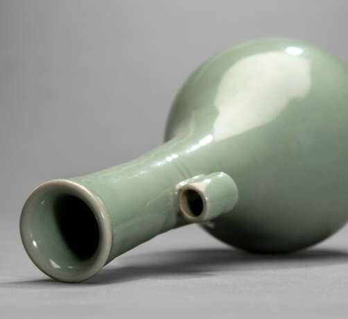 Seladonfarben glasierte Vase für das Pfeilspiel aus Longquan-Ware - фото 2