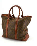 Louis Vuitton. Louis Vuitton. Sac Weekend Handbag