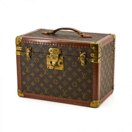 Louis Vuitton. Beauty Case - photo 1
