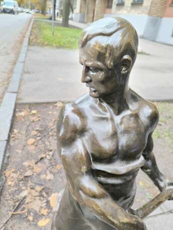 Franz IFFLAND oversized sculpture blacksmith Bronze Art Nouveau At the turn of 19th -20th century - photo 4