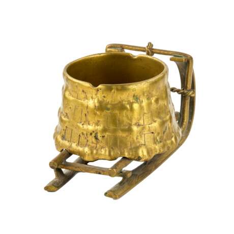 Бронзовая пепельница Водовозные сани. Конец 19 века Bronze and brass realism Late 19th century г. - фото 4