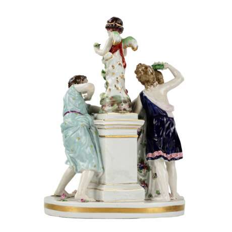 Groupe en porcelaine Jeunes avec Cupidon. Porzellan Romanticism 20th century - Foto 3
