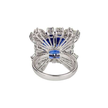 Gold ring with tanzanite and diamonds. Tanzanite 21th century - photo 6