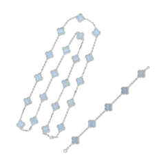VAN CLEEF & ARPELS SET OF CHALCEDONY 'ALHAMBRA' JEWELLERY