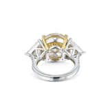 NO RESERVE - COLOURED DIAMOND AND DIAMOND RING - photo 2