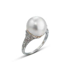 NATURAL PEARL AND DIAMOND RING