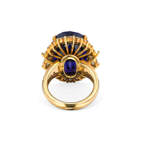 TANZANITE AND DIAMOND RING - photo 2