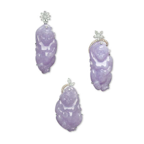 NO RESERVE - THREE JADEITE MONKEY AND DIAMOND PENDANTS - photo 1