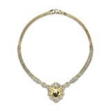 NO RESERVE - SUITE OF JADEITE AND DIAMOND JEWELLERY - photo 8