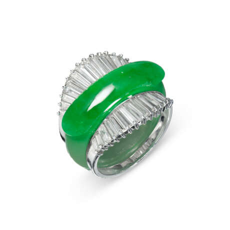 JADEITE SADDLE RING AND DIAMOND JACKET - photo 1