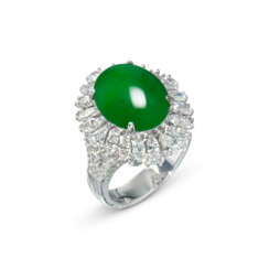 NO RESERVE - JADEITE AND DIAMOND RING