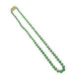 NO RESERVE - JADEITE BEAD NECKLACE; TOGETHER WITH A PAIR OF JADEITE AND DIAMOND EARRINGS - photo 5