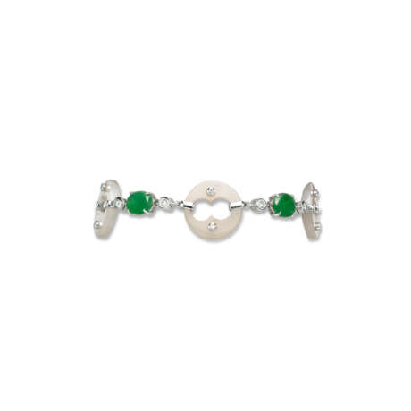 NO RESERVE - SET OF JADEITE AND DIAMOND JEWELLERY - фото 5