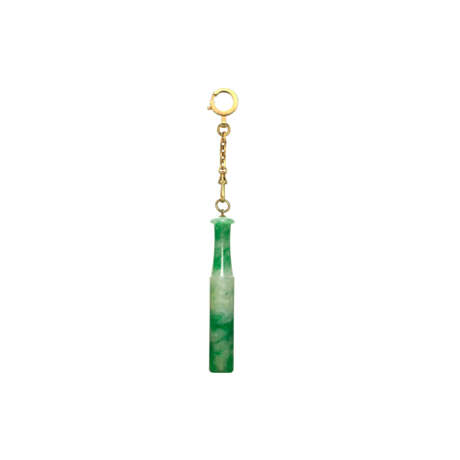 NO RESERVE - JADEITE AND GOLD CHARM - фото 1