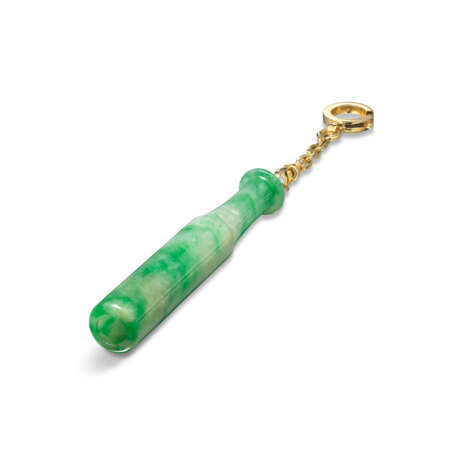 NO RESERVE - JADEITE AND GOLD CHARM - фото 3