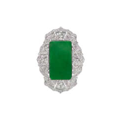 NO RESERVE - JADEITE AND DIAMOND BROOCH