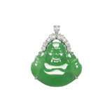 NO RESERVE - JADEITE AND DIAMOND PENDANT - фото 1