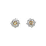 SET OF COLOURED DIAMOND AND DIAMOND JEWELLERY - Foto 2