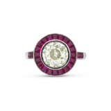 NO RESERVE - GROUP OF DIAMOND AND RUBY JEWELLERY - Foto 4