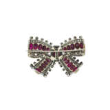 NO RESERVE - RUBY AND DIAMOND BROOCH AND RING - photo 3