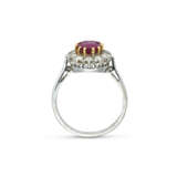 NO RESERVE - RUBY AND DIAMOND BROOCH AND RING - photo 5