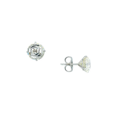 NO RESERVE - DIAMOND EARRINGS - photo 2