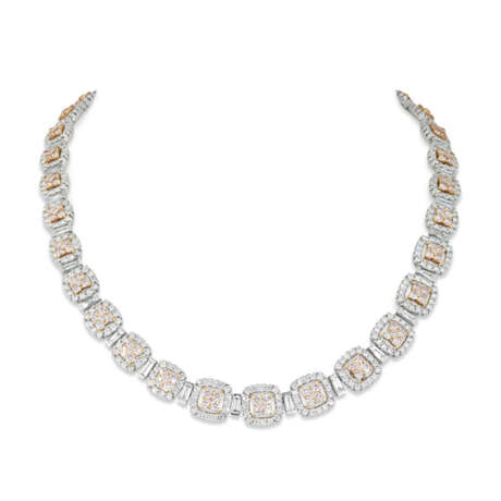 COLOURED DIAMOND AND DIAMOND NECKLACE - photo 3