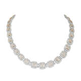 COLOURED DIAMOND AND DIAMOND NECKLACE - photo 3
