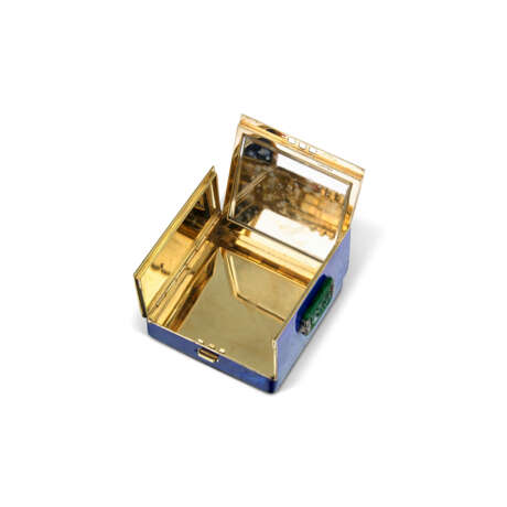 ART DECO ENAMEL, JADE AND DIAMOND VANITY CASE, BY CARTIER - photo 4