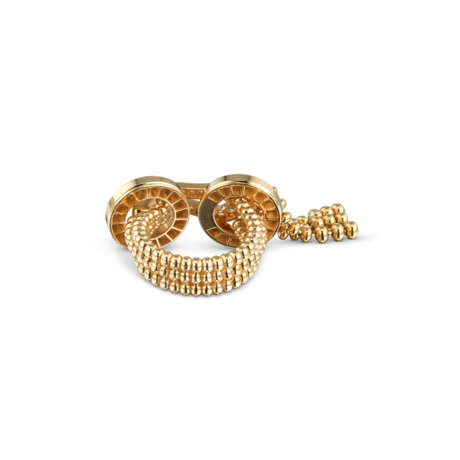 NO RESERVE - CARTIER DIAMOND RING; TOGETHER WITH CARTIER COLOURED DIAMOND AND DIAMOND RING - photo 3