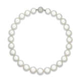 NO RESERVE - PEARL AND DIAMOND NECKLACE - photo 2