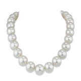 NO RESERVE - PEARL AND DIAMOND NECKLACE - photo 3