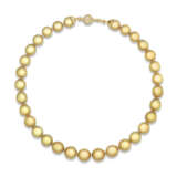 NO RESERVE - PEARL, DIAMOND AND SAPPHIRE NECKLACE AND RING - photo 4