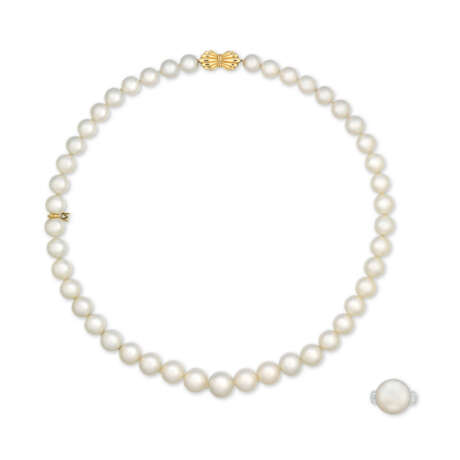 NO RESERVE - MIKIMOTO PEARL NECKLACE; TOGETHER WITH A PEARL AND DIAMOND RING - photo 1