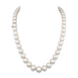 NO RESERVE - MIKIMOTO PEARL NECKLACE; TOGETHER WITH A PEARL AND DIAMOND RING - photo 6