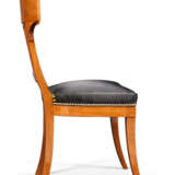 SUITE DE SIX CHAISES D`&#201;POQUE CONSULAT - Foto 5