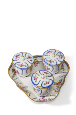 PARTIE DE SERVICE COMPOSITE EN PORCELAINE DE S&#200;VRES - Foto 5