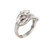 Bague en platine avec diamants. Serpent. Diamants Mid-20th century - photo 3