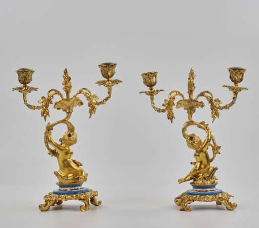 Mantel clock Allegories of Painting of gilded bronze 1920 Hand Painted Neorococo At the turn of 19th -20th century - photo 3