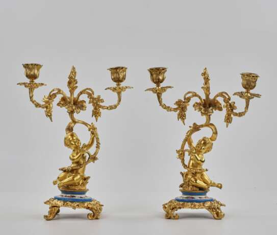 Mantel clock Allegories of Painting of gilded bronze 1920 Hand Painted Neorococo At the turn of 19th -20th century - photo 4
