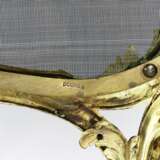 Bouhon. Fireplace screen in gilded bronze with metal protective mesh Louis XV style. Metal Neorococo 19th century - photo 5