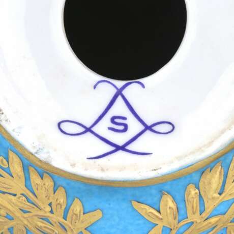 Large porcelain Easter egg. Porcelain Hand Painted Gilding Neo-baroque 20th century - photo 7