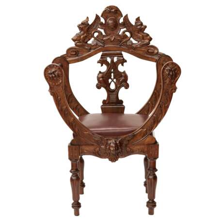 Chaise en noyer sculpte richement decore. XIX&egrave;me si&egrave;cle Nussbaum Late 19th century - Foto 2