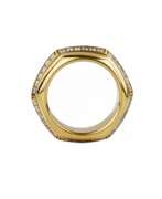 Produktkatalog. Bague ecrou en or 18 carats avec diamants. Possession de Piaget. 