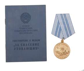 Медаль «За спасение утопающих» с документами