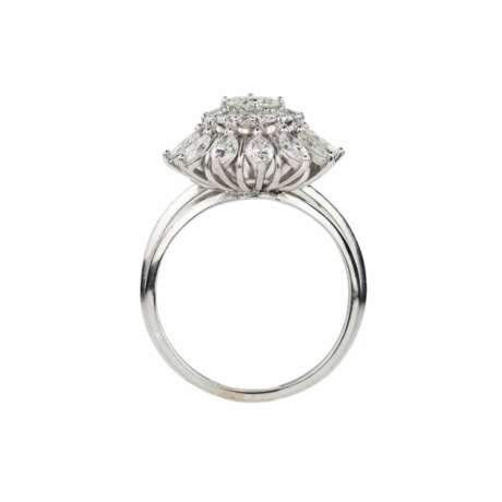 Bague en or avec diamants. Diamants 21th century - photo 5