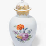 Meissen, Deckelvase - photo 2