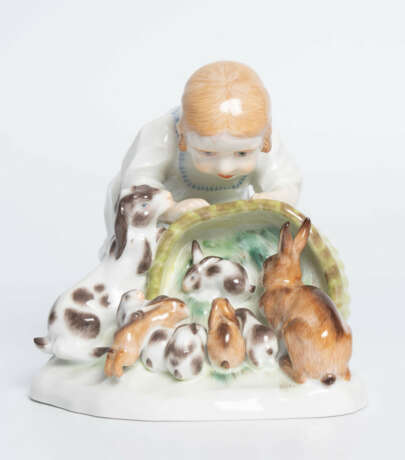 Meissen, Figur "Kind mit Kaninchen". - photo 2